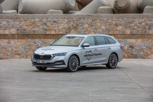 Skoda пожертвует 100 машин на борьбы с короновирусом