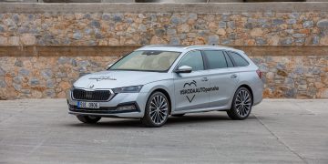 Skoda пожертвует 100 машин на борьбы с короновирусом