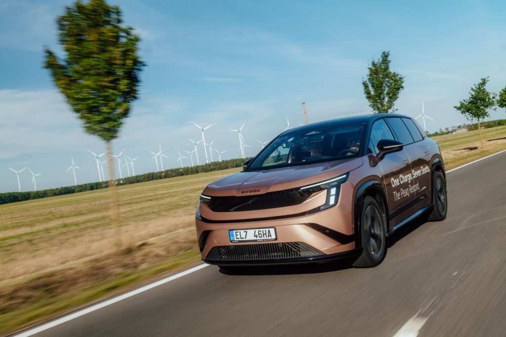 Škoda Peaq проехал 936 км без зарядки — в специальном экономичном заезде