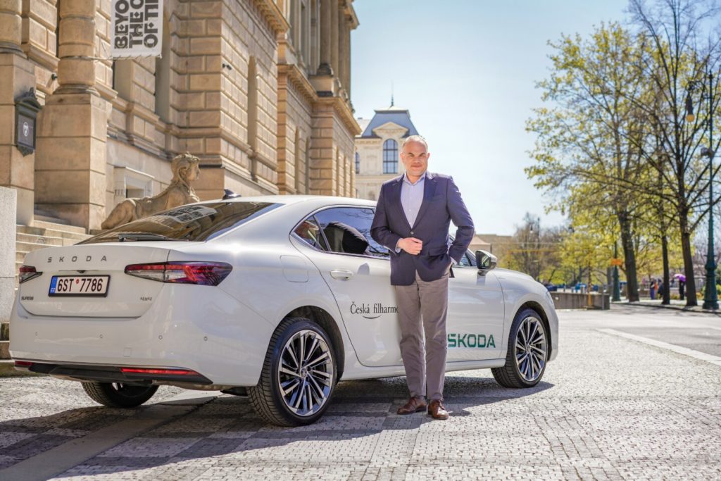 Škoda продлила сотрудничество с Чешской филармонией до 2029 года