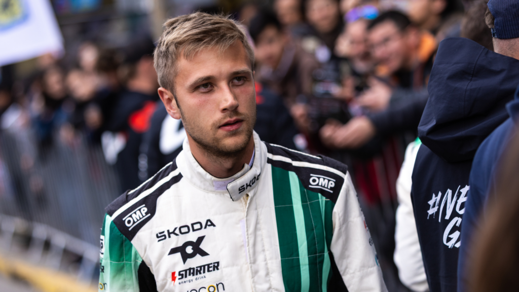 Роберт Вирвес на Škoda Fabia RS Rally2 выиграл WRC2